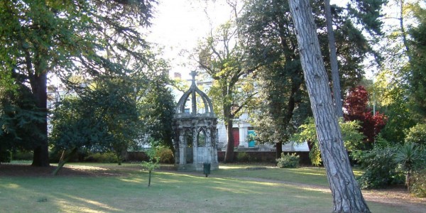 Hillfield Gardens, London Road, Gloucester